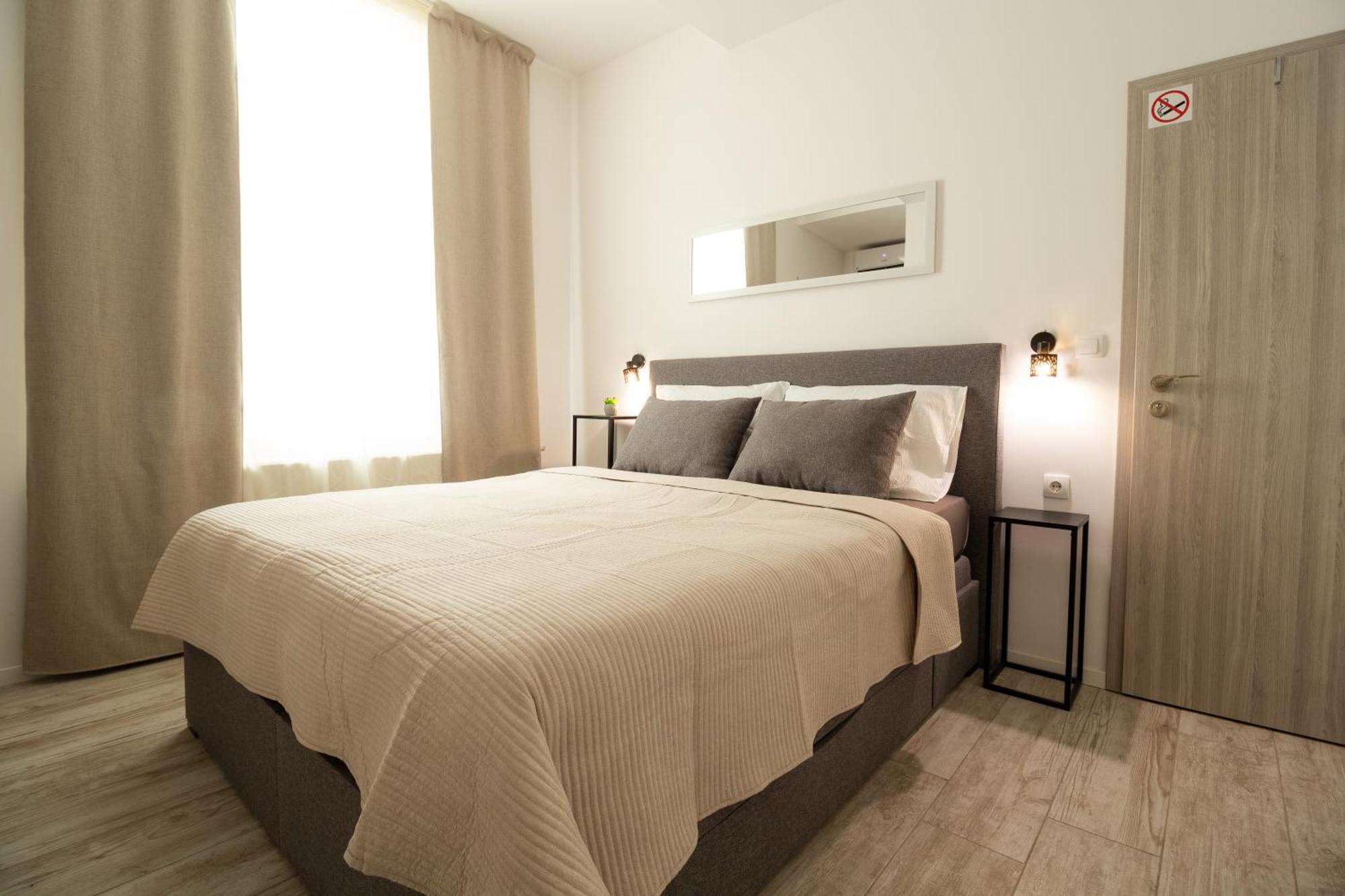 ווליקה גוריצה Studioapartment Black & White מראה חיצוני תמונה