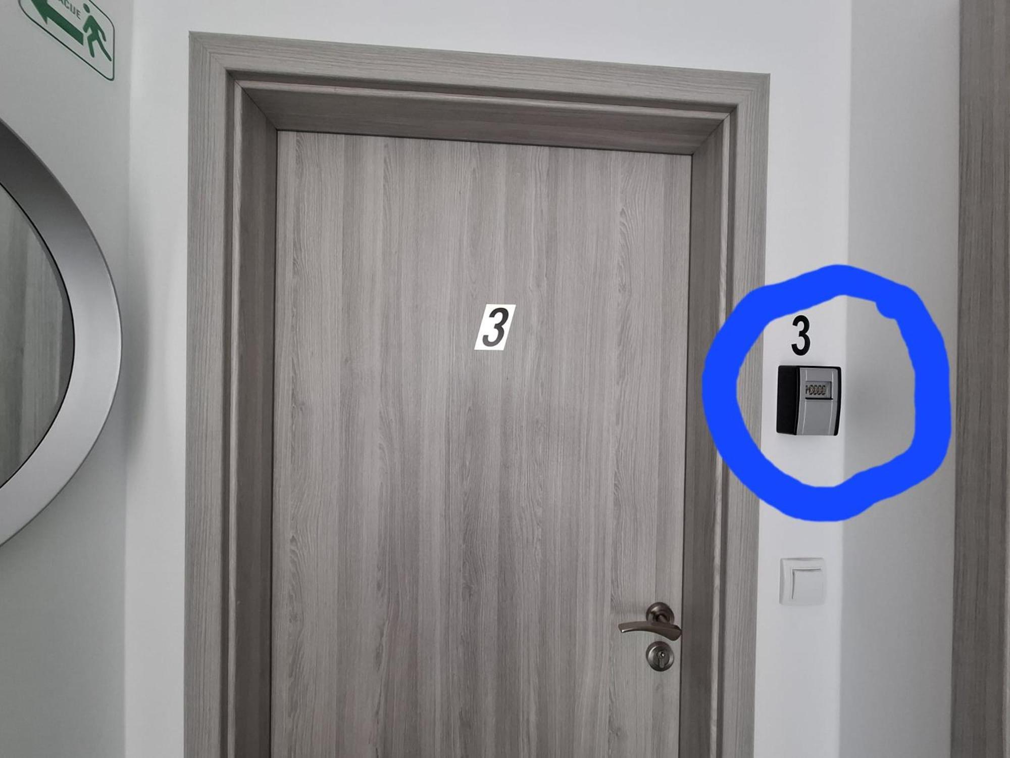 ווליקה גוריצה Studioapartment Black & White מראה חיצוני תמונה