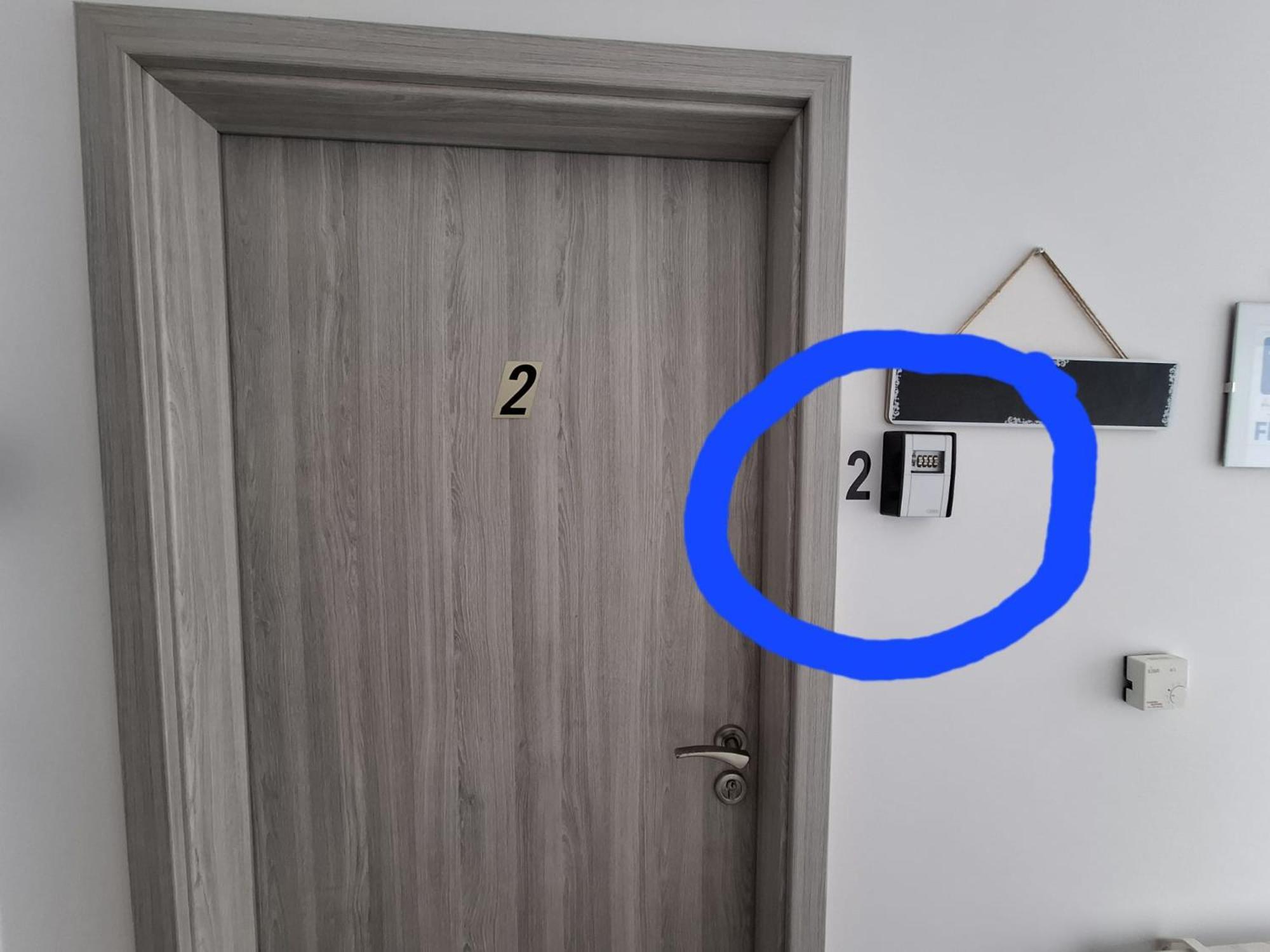 ווליקה גוריצה Studioapartment Black & White מראה חיצוני תמונה